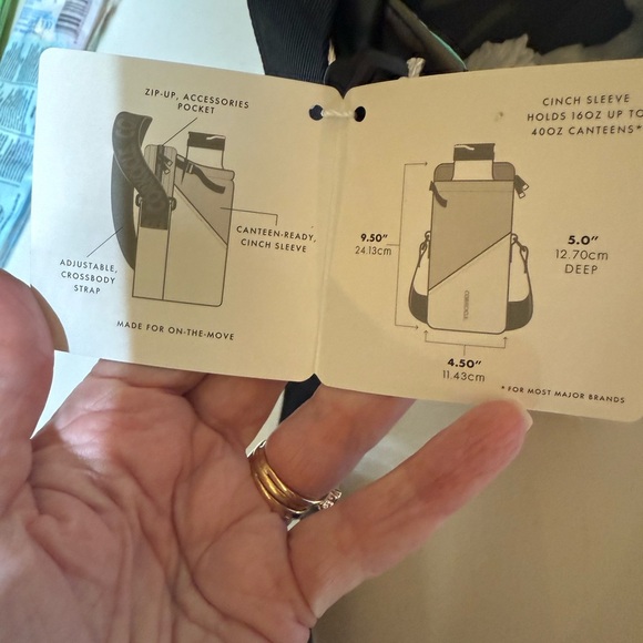 Corkcicle Sling Crossbody Camo NWT - Picture 6 of 6